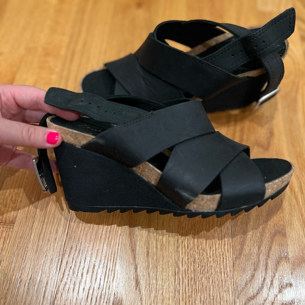 Women's Black Wedge Sandals
